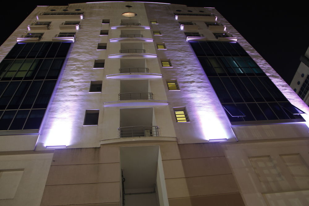 Otel Fly 3*