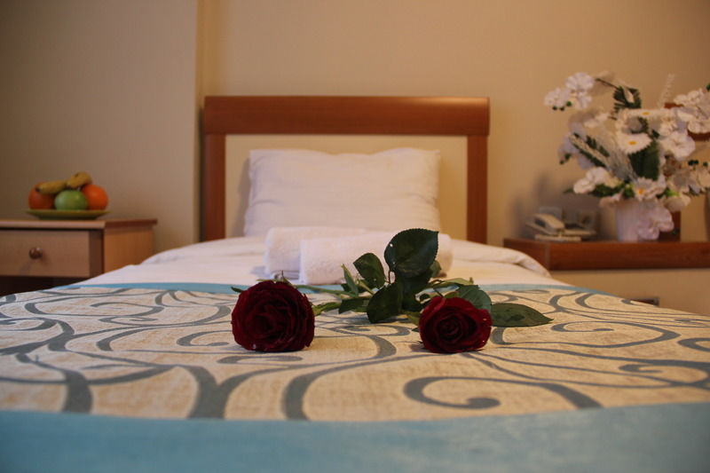 Sim Old Hotel