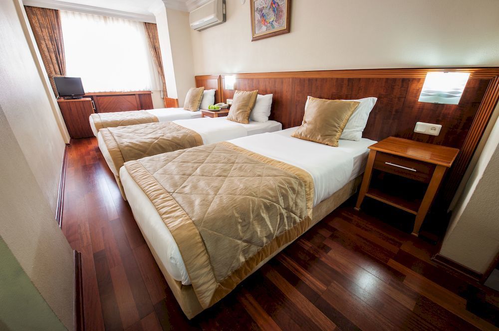 Hotel Centrum 3*