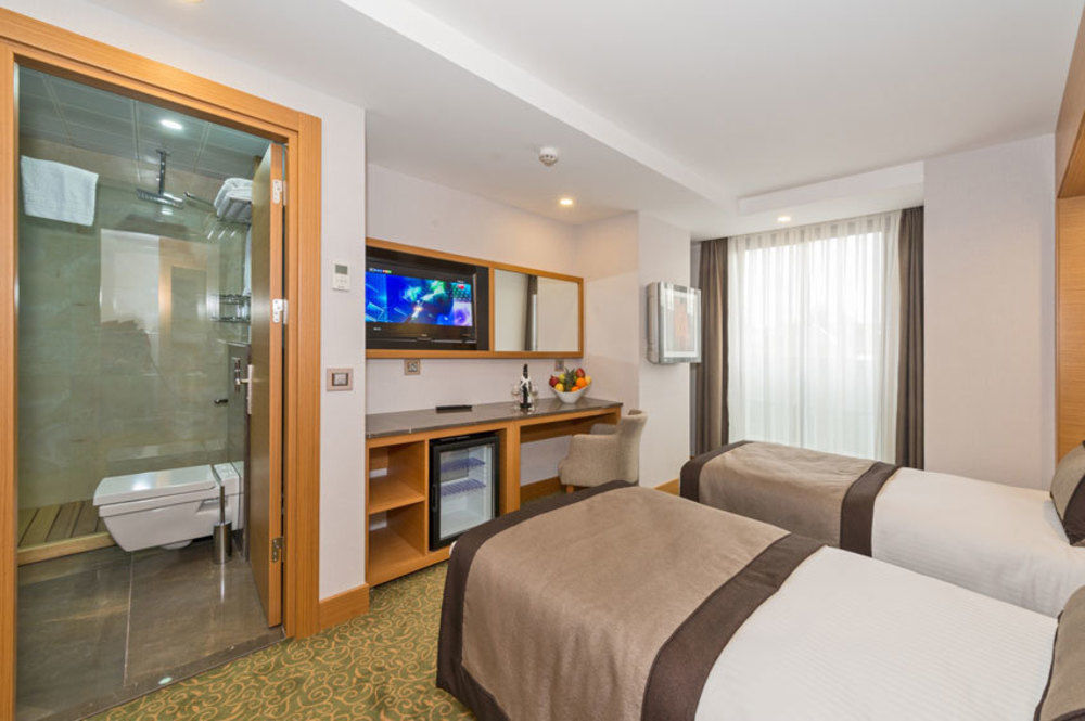 Bisetun Hotel