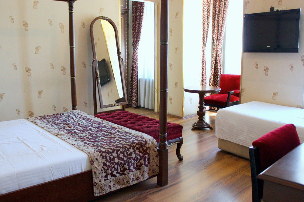 Hotel Santa Hill