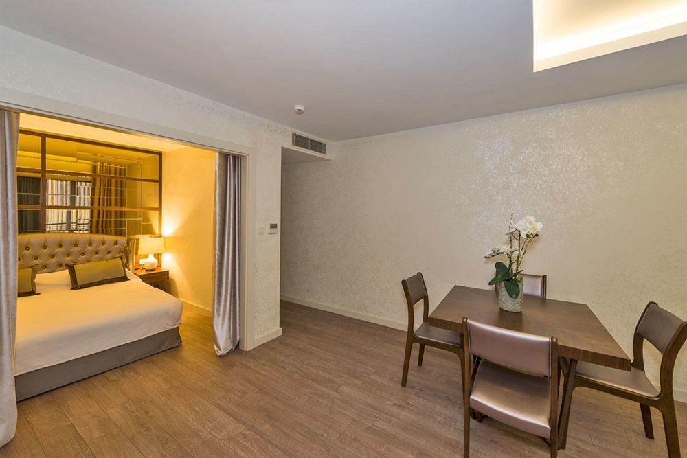 Suiteness Taksim 4*