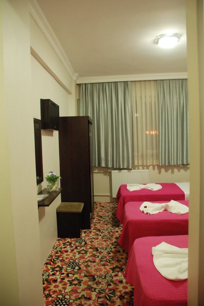 Topkapi Oezyavuz Hotel Istanbul