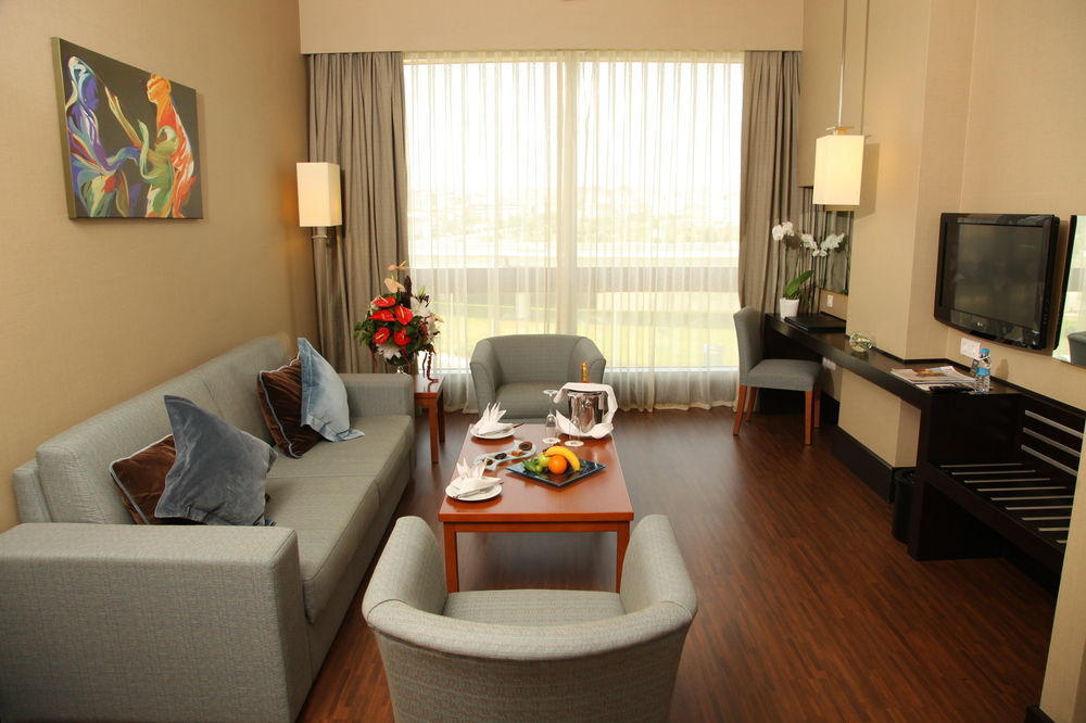 Isg Sabiha Goekcen Airport 4*