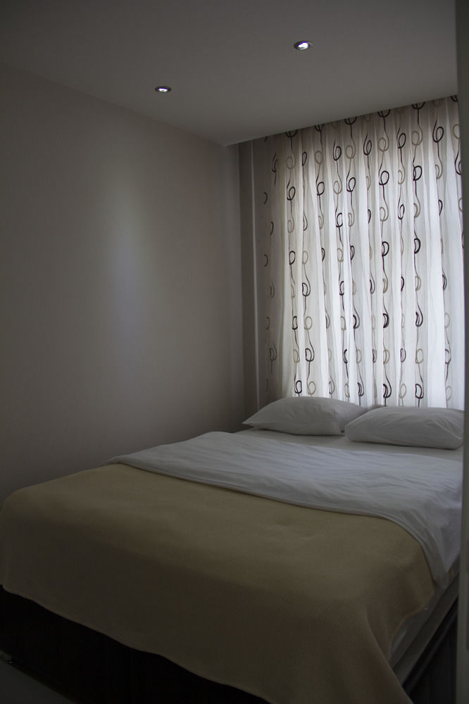 Aytur Suites Harbiye Aparthotel 2*