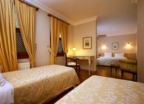Sari Istanbul