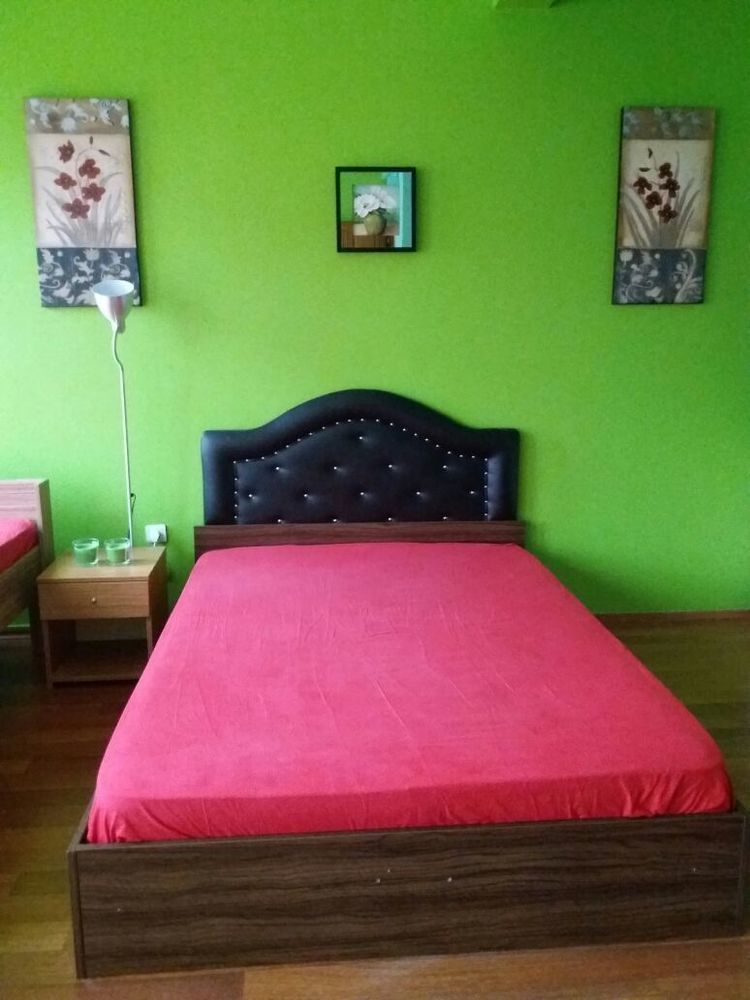 Hostel Second *