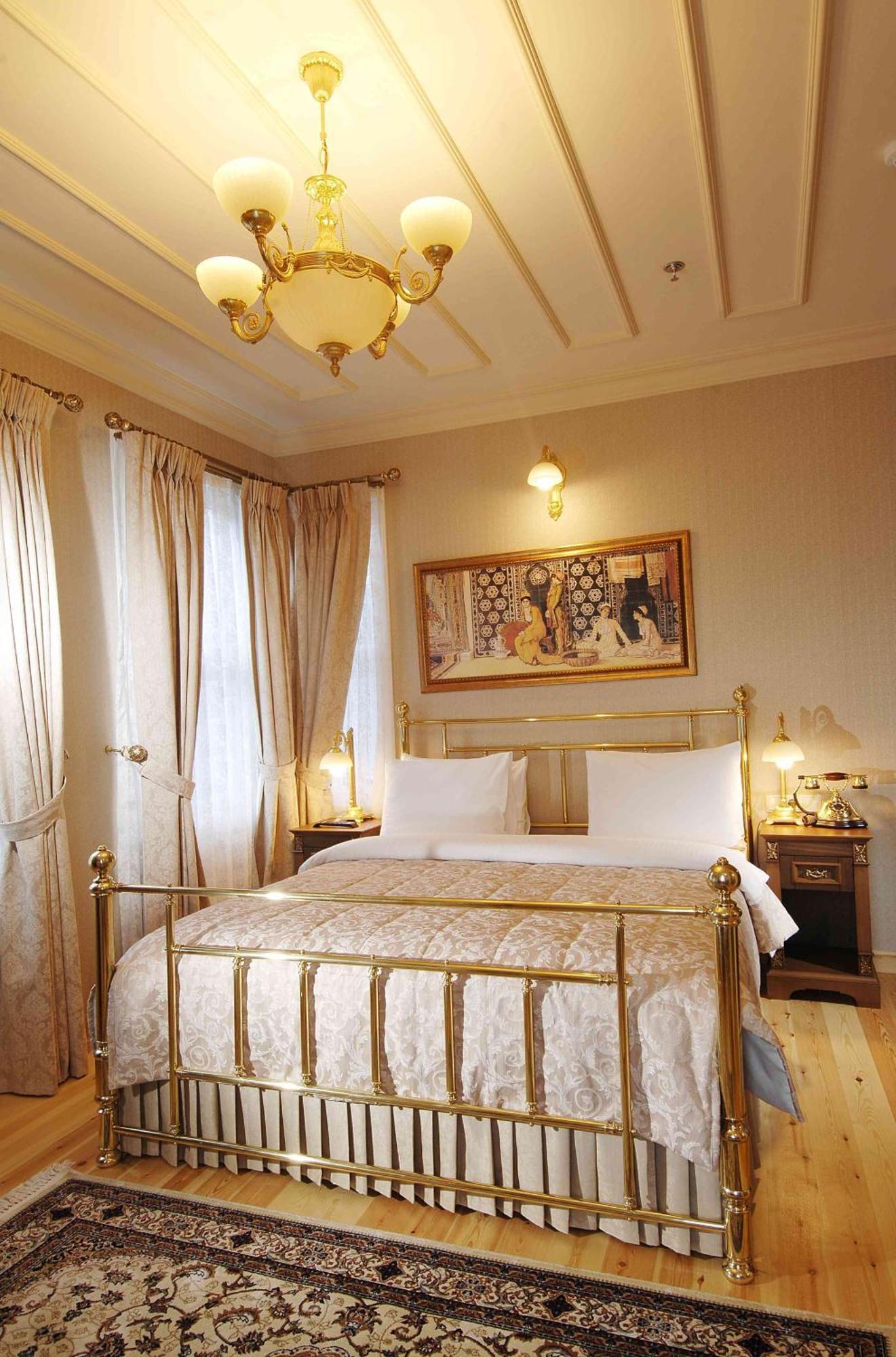 Hotel Darussaade Old - Sultanahmet 4*