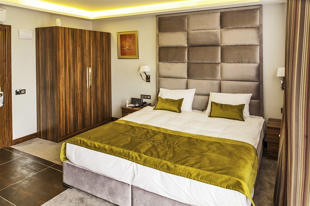 Hotel The 22 3*