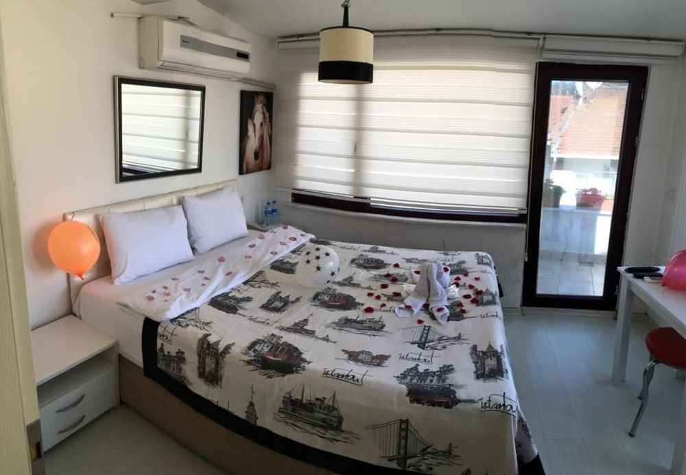 Ortakoy Aysem Sultan Istanbul