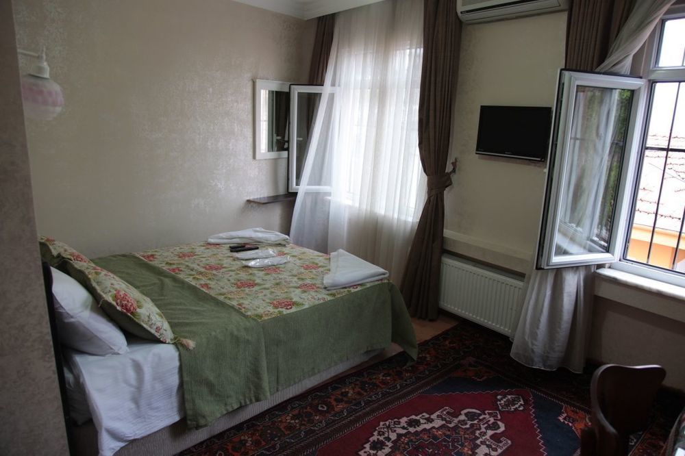 Yakut Hotel 3*