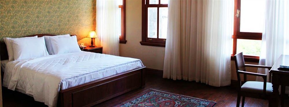 Hotel Lalinn