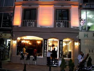Salinas Hotel Istanbul