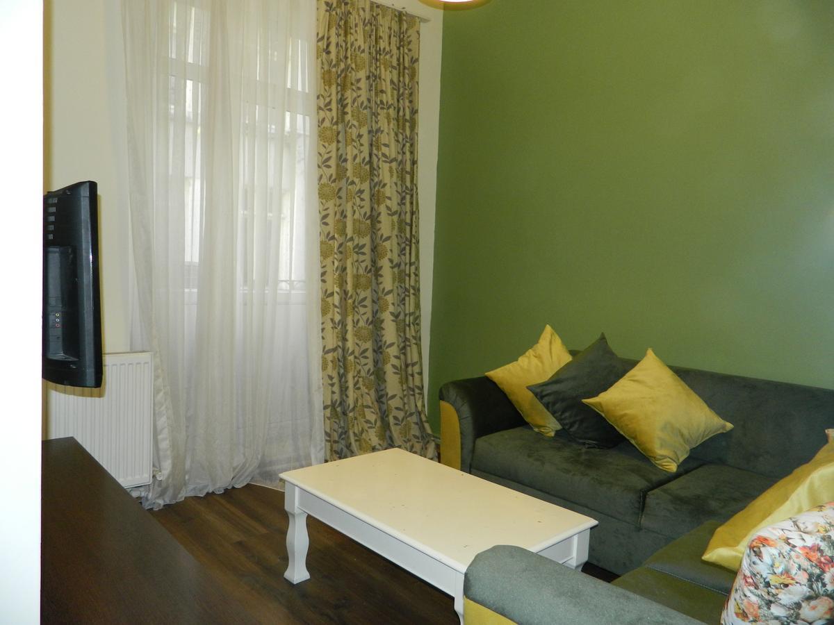 Taksim Family Flats *