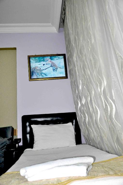 Caravan Palace Apart Aparthotel