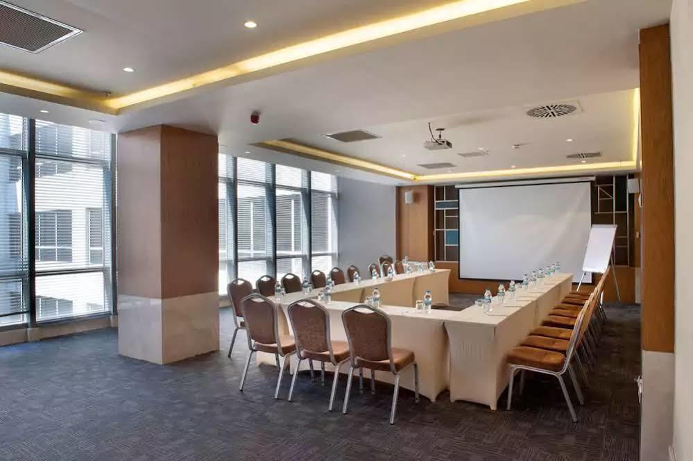 Otel Isg Sabiha Gökçen Airport 4*