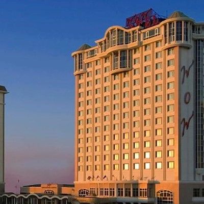 Wow Airport Hotel 4*