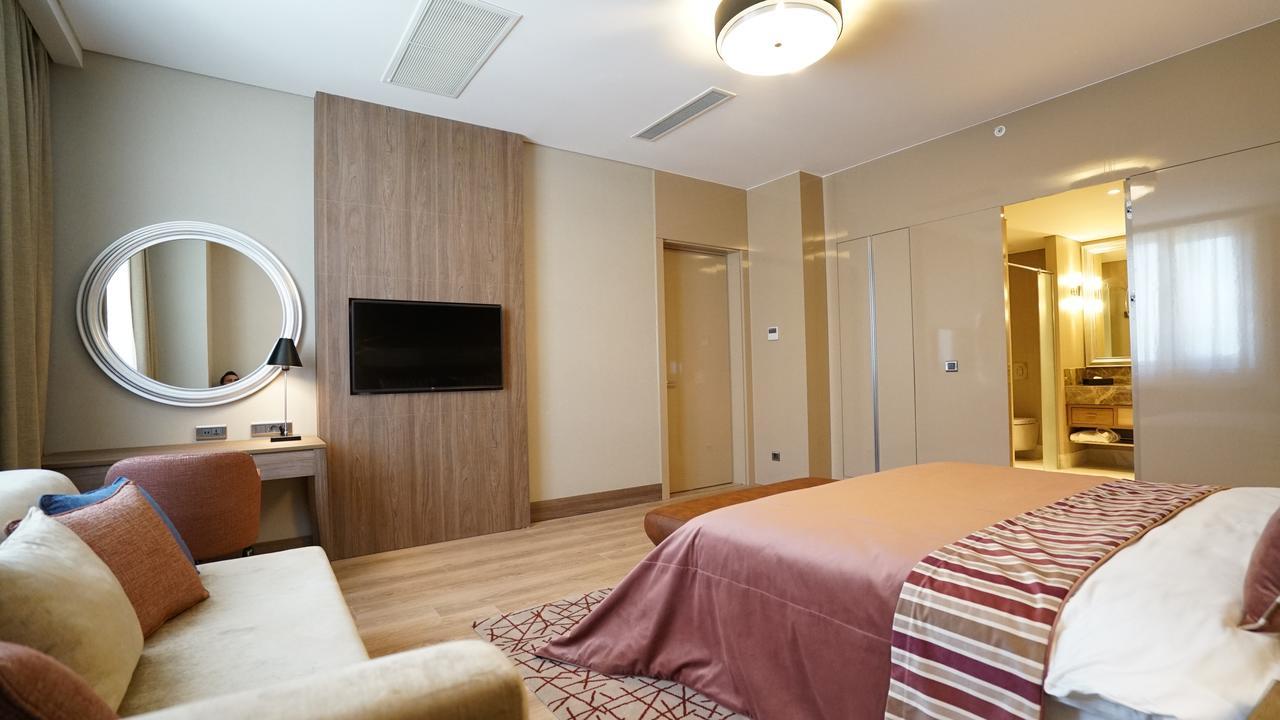 Hawthorn By Wyndham Airport Otel