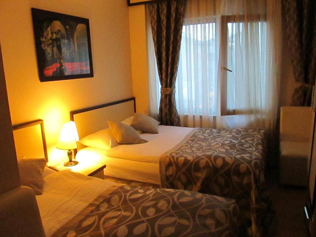 Hotel Glorina 3*