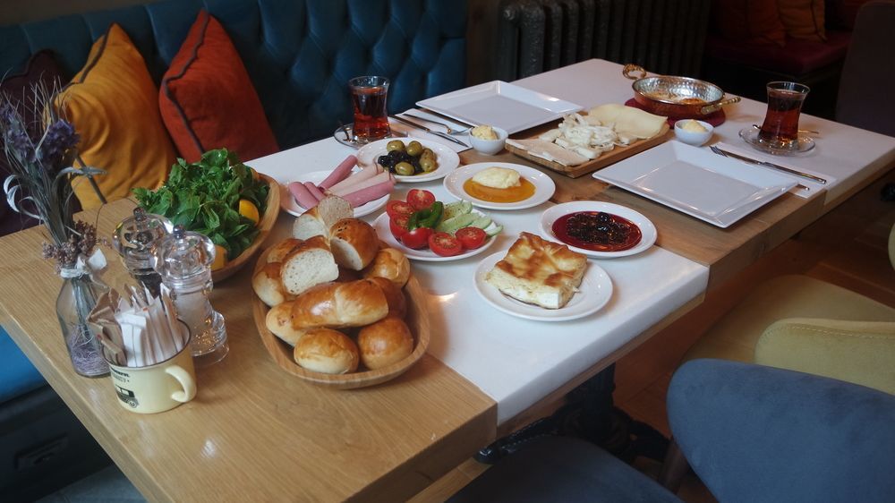 Taksim Avenue 4*