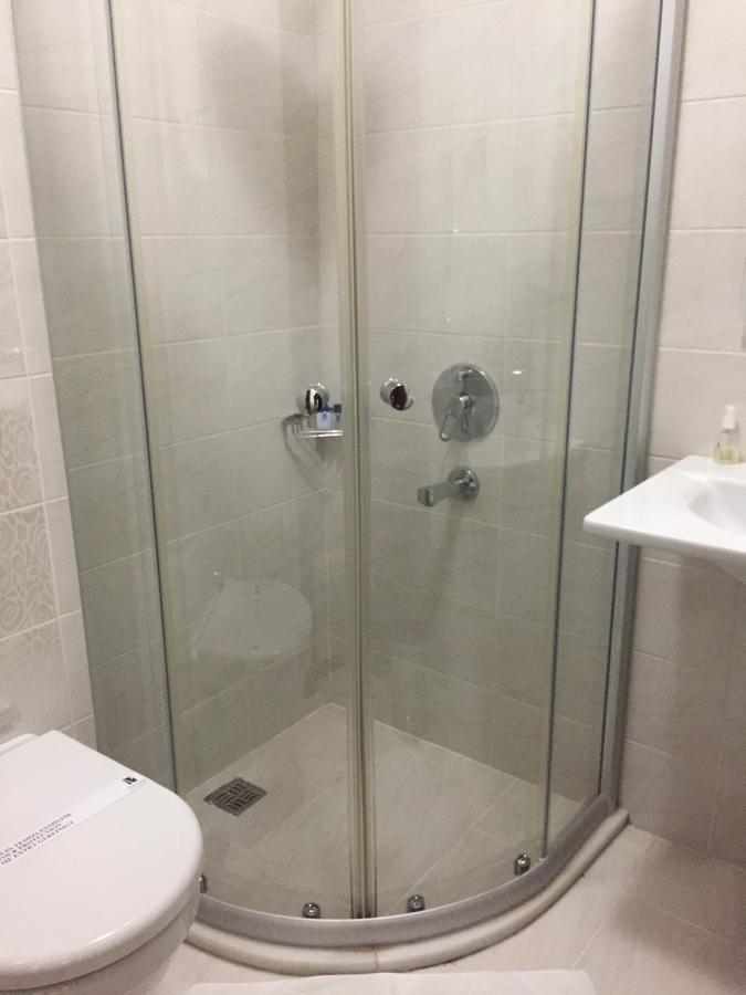 Pen Hotel 3*