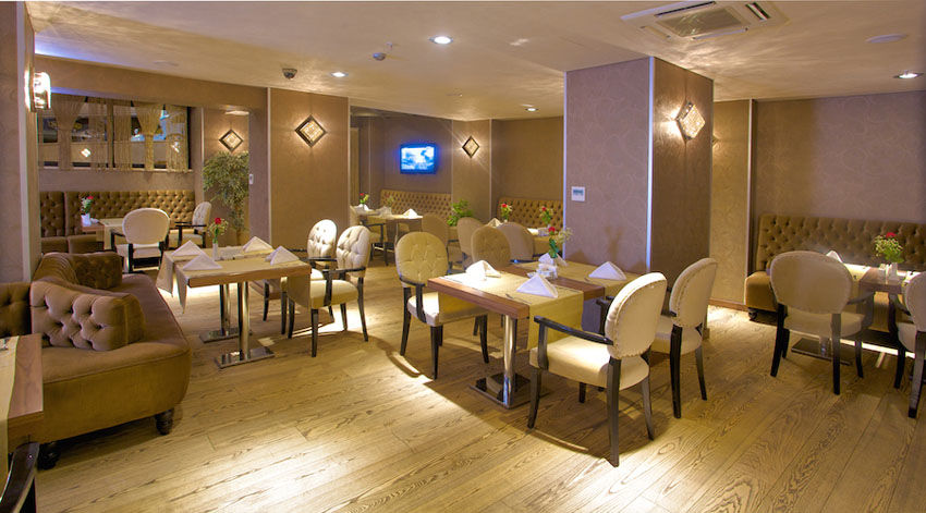 Momento - Special Category Hotel