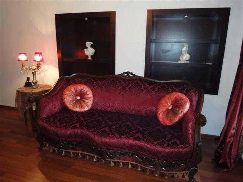 Ascot House Apartment Istanbul