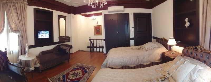 Ascot House Apartment