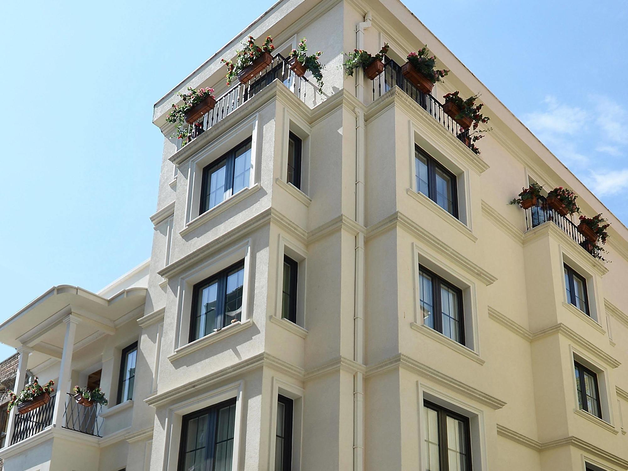 Hotel Life (adults Only) 4*