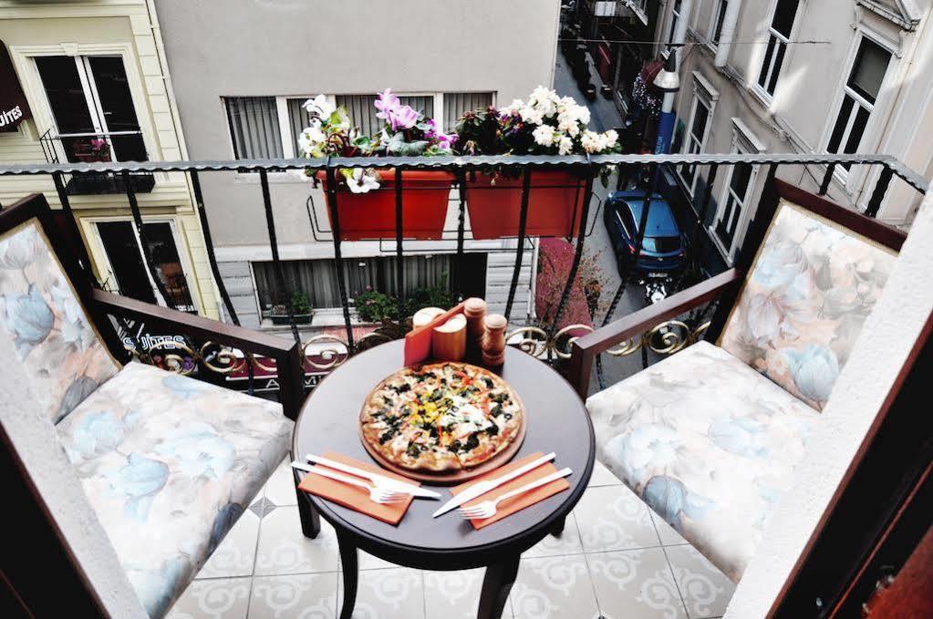 Taksim House 3*