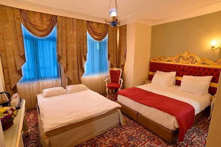 By Murat Royal Galata 3*