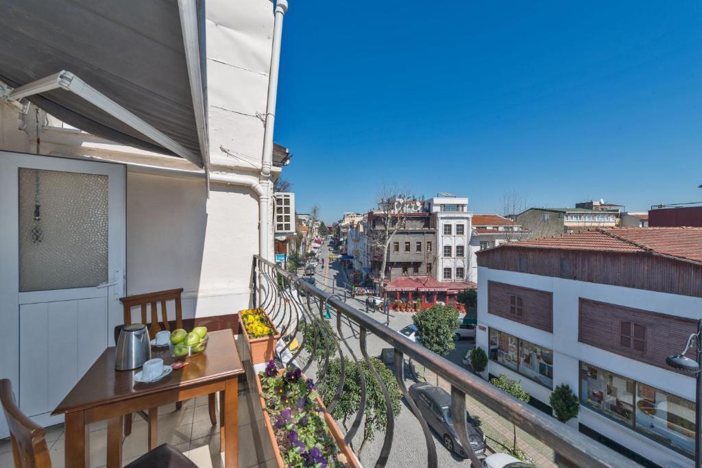 Turgut Istanbul