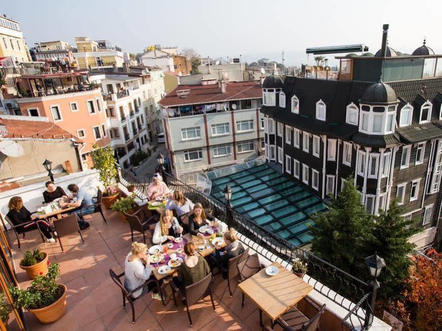 Hotel Agora 3*