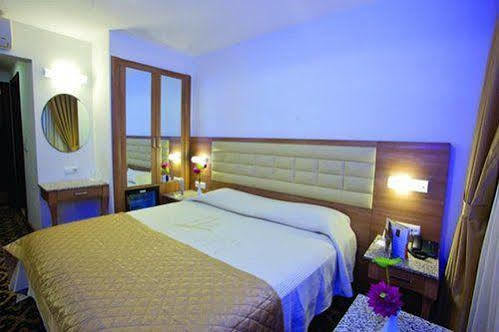 Otel City Hotel