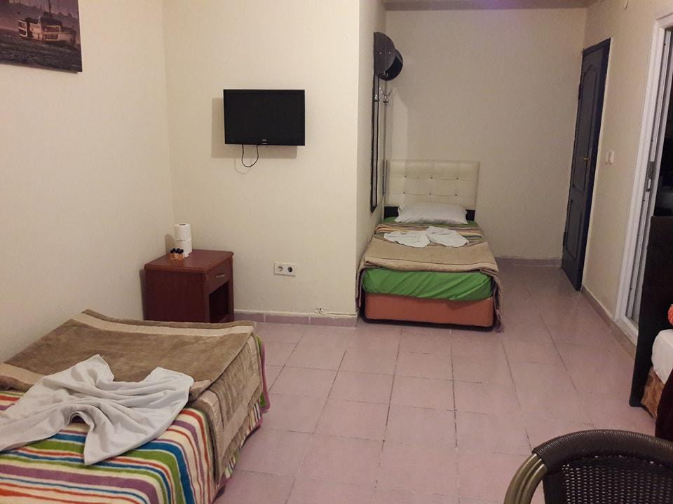 Planet Hotel 3*