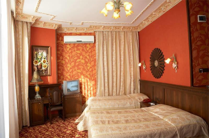 Hotel Grand De Londres Istanbul