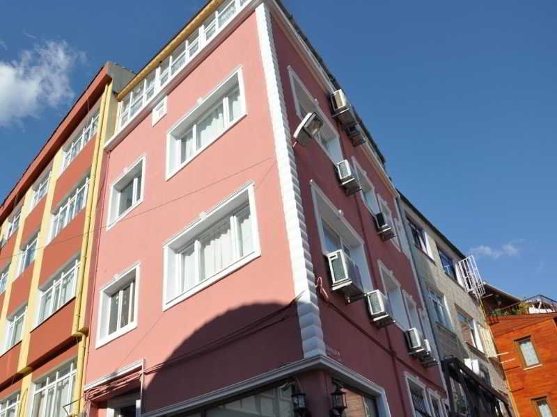 Huxley And Aparts Old Istanbul