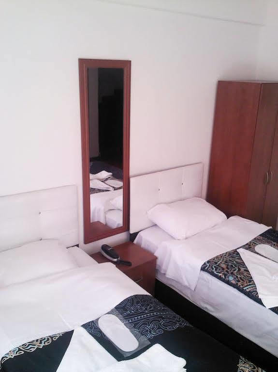 Yad Hotel 3*
