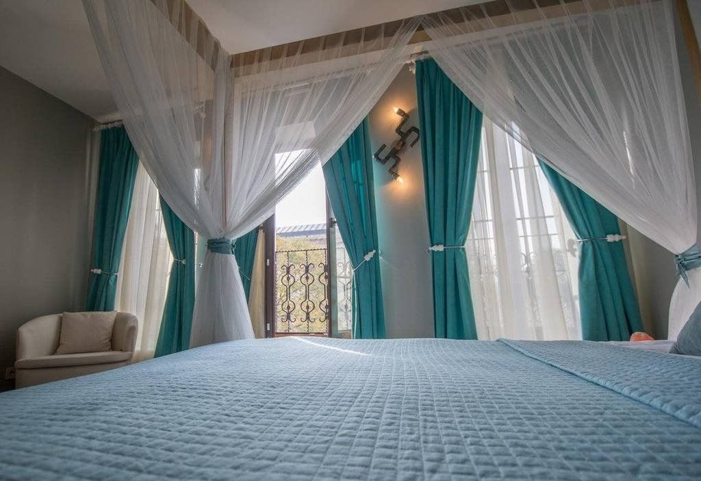 Nine Otel 3*