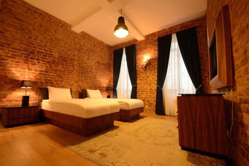 Otel Nine 3*