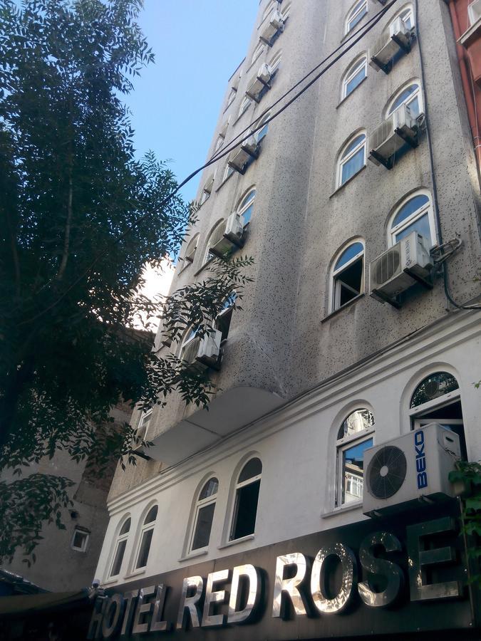 Red Rose Hotel *