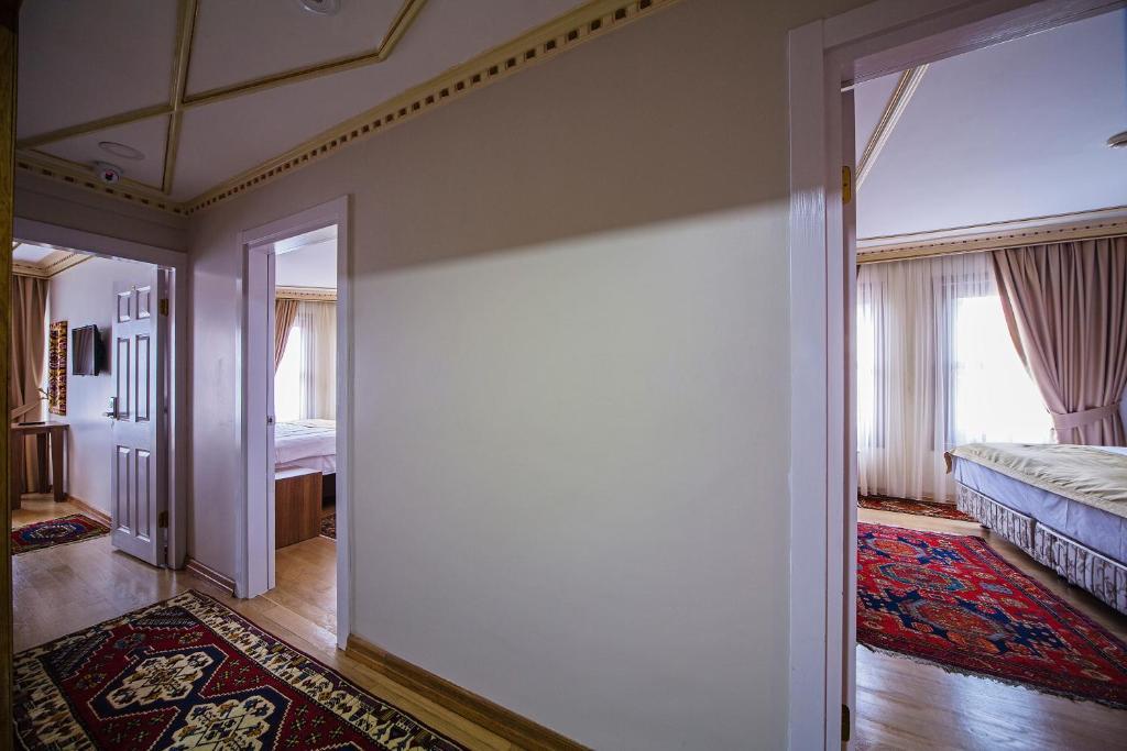 Aparthotel Hippodrome 3*