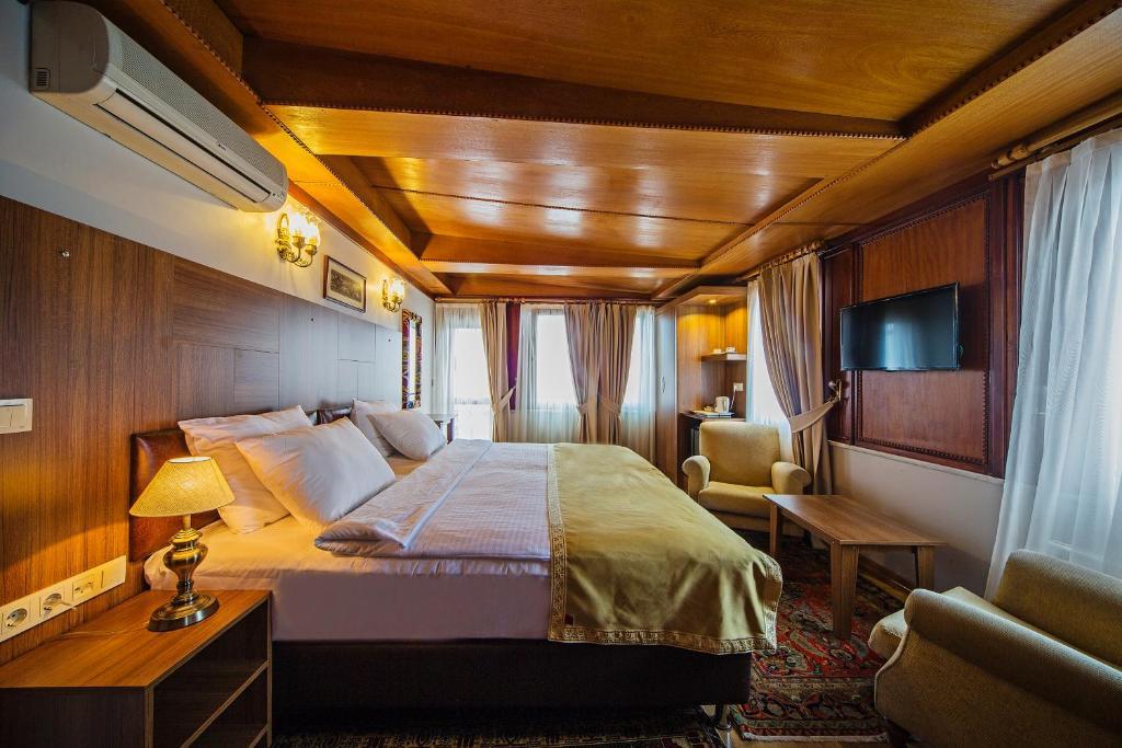 Aparthotel Hippodrome 3*