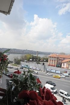 Pera Life Hotel