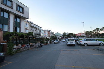 Otel Airport 2*
