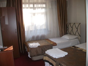 Hotel Paris & Istanbul
