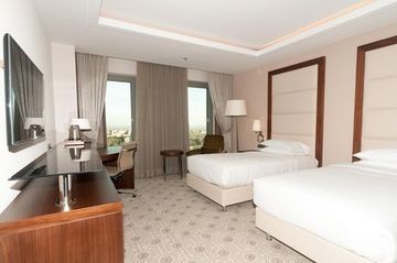 Doubletree By Hilton Topkapi Hotel 5*