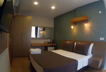 Blue Otel