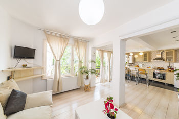 Amedros Apartment *