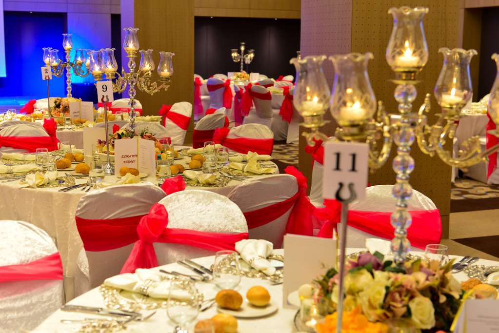 Golden Tulip Bayrampasa 5* Istanbul